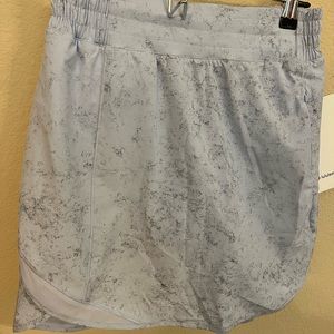 Lululemon Hotty Hot skirt -long